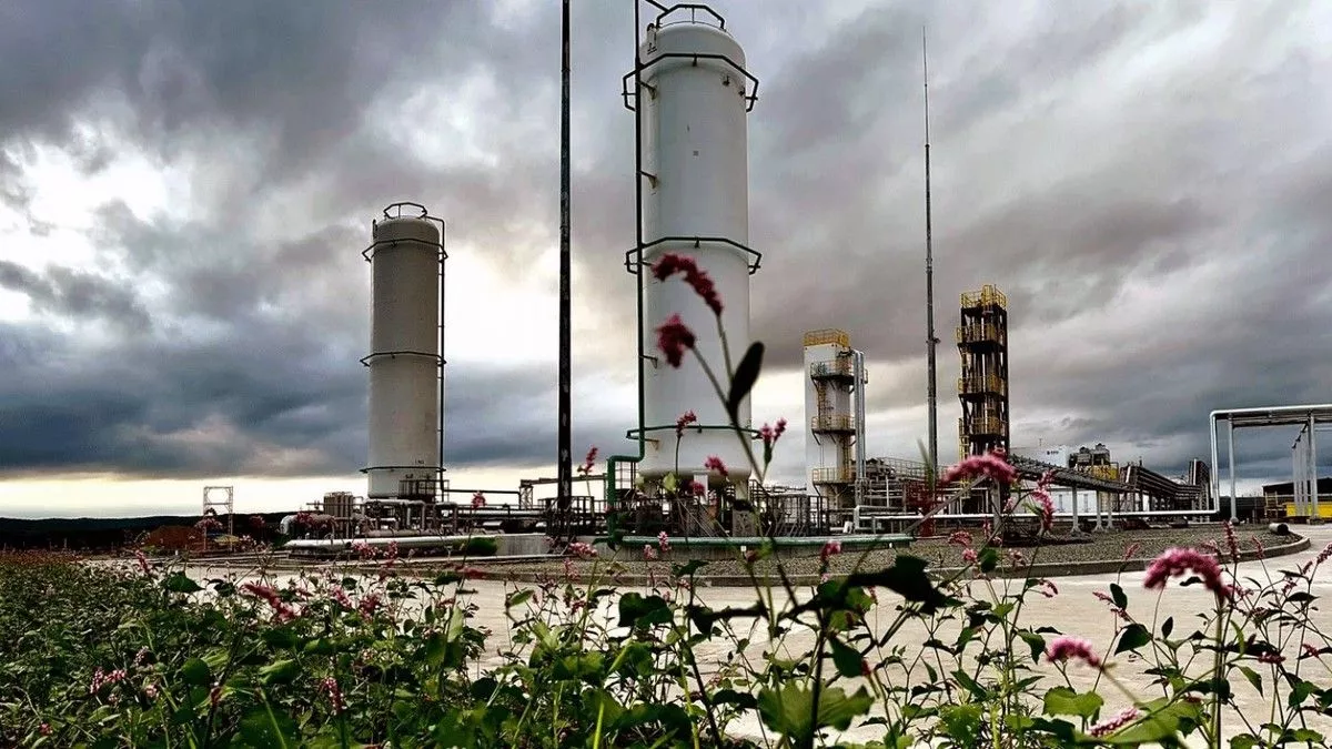 Новую газоразжижающую станцию на территории ТОР «Надеждинская» защитили 40-метровыми молниеотводами